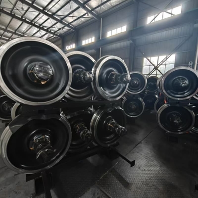 Vagonlar için 840mm Demiryolu Tekerlek Seti 22.9T/25T Axle Load Wagon Wheelset