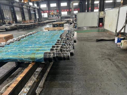 IRS R-16/95 Demiryolu Axle Dia 840mm Demiryolu vagonu için yarı bitmiş aks